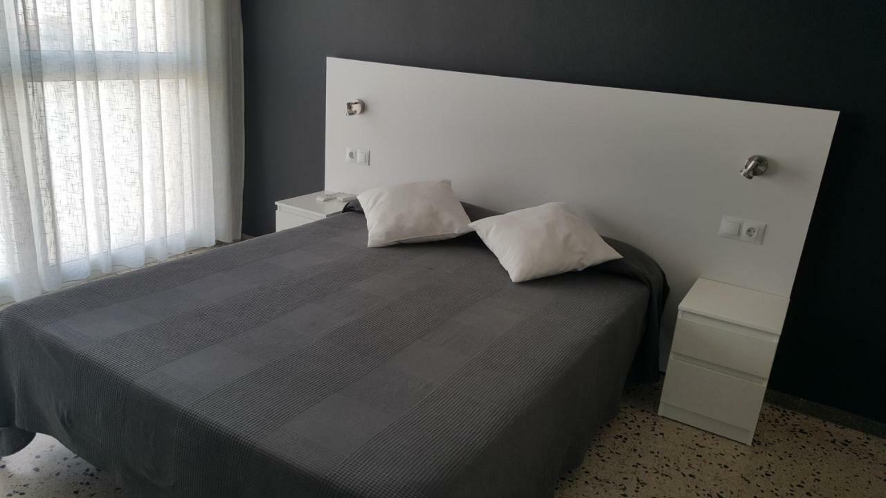 Hostal Can Joanet Cambrils Luaran gambar