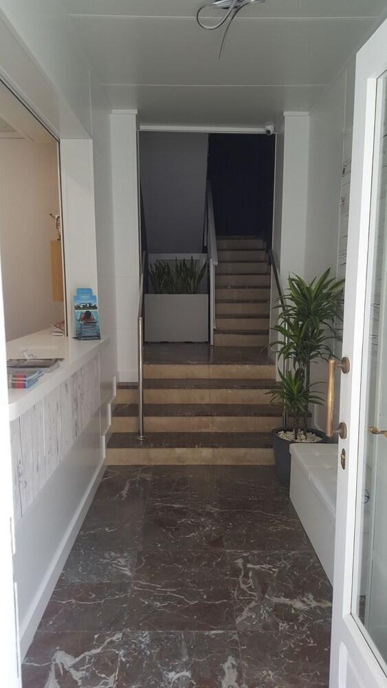 Hostal Can Joanet Cambrils Luaran gambar