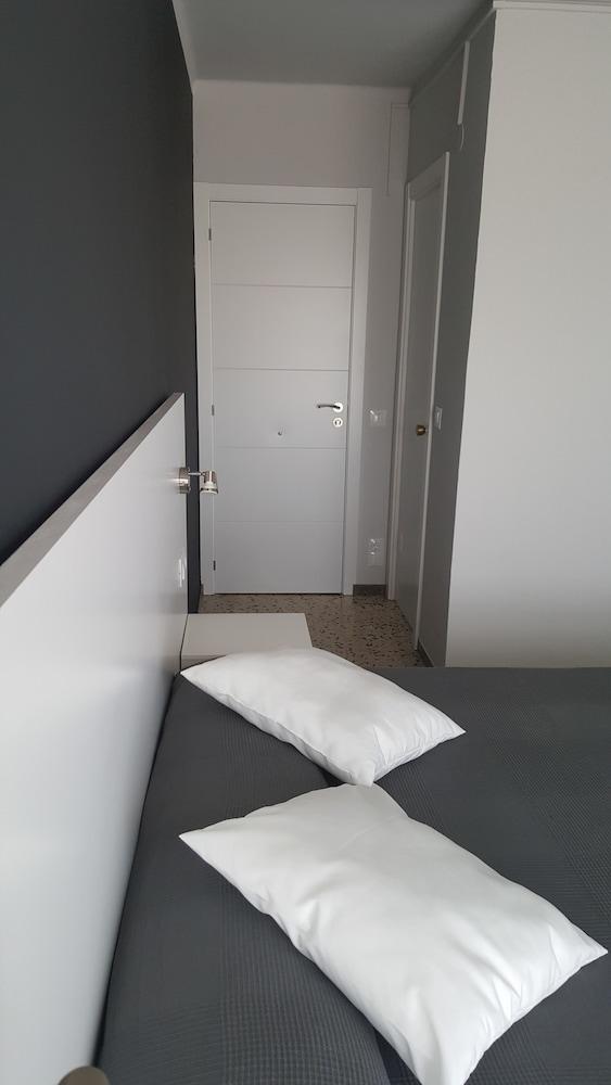 Hostal Can Joanet Cambrils Luaran gambar